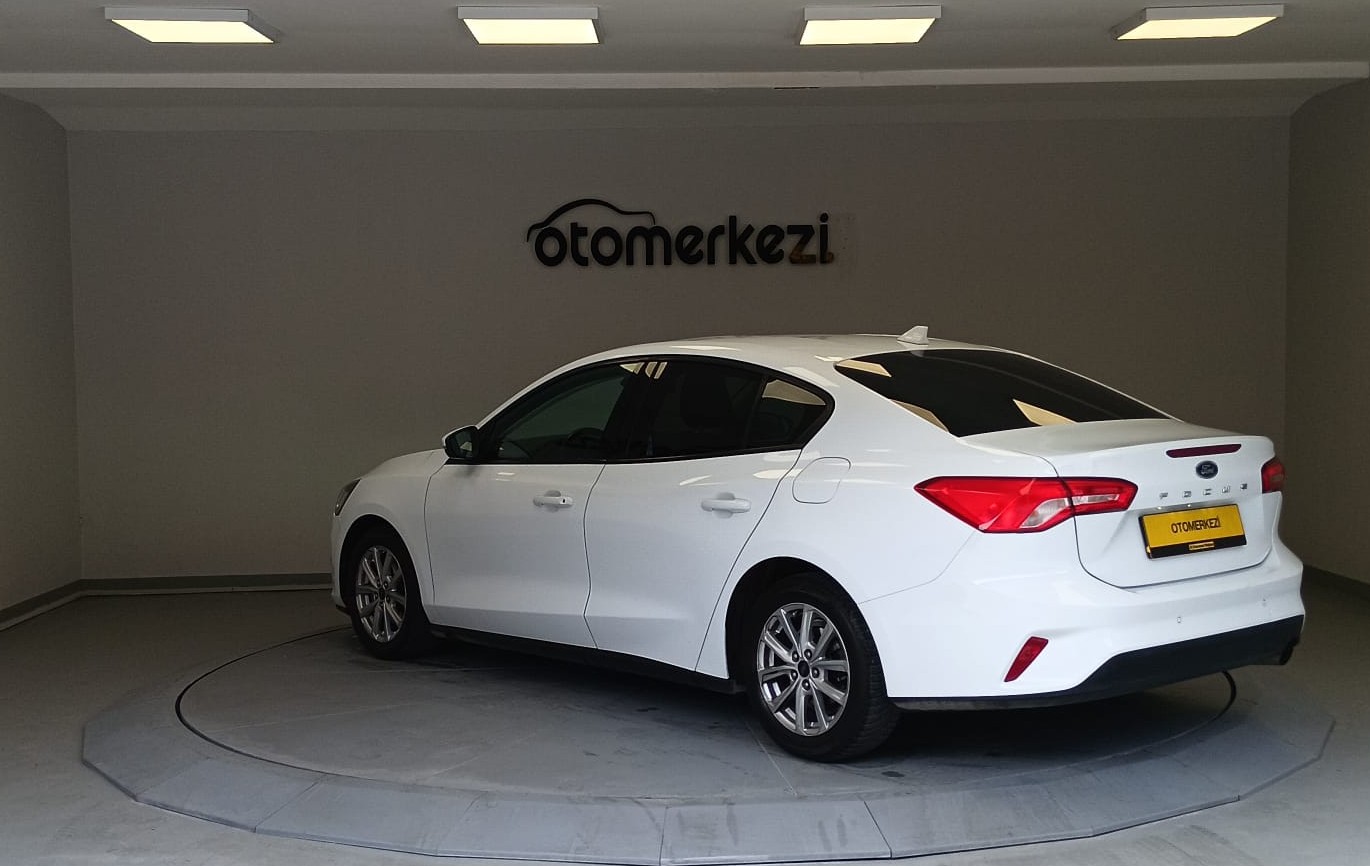 FORD FOCUS 20
